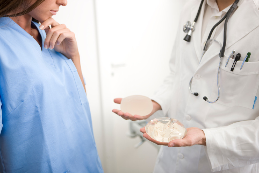 How to Choose Natural-Looking Breast Implants if You are 'Big Boned' - Swan  Center for Plastic Surgery