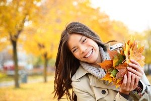 Why Fall Is a Good Time for Breast Augmentation img 1